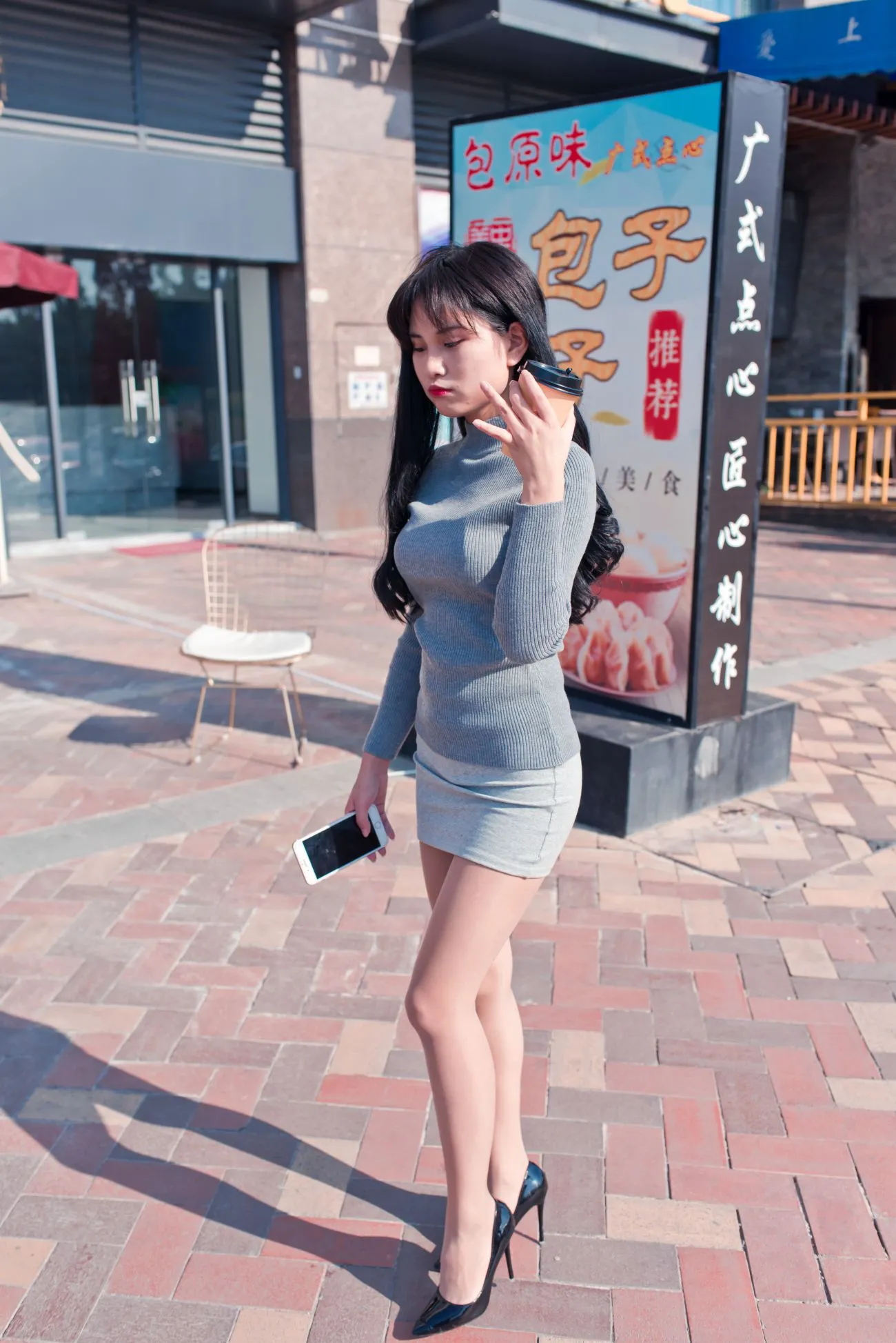 [Mzsock] NO.084 The cute girl in short skirt and silk stockings in the leisure bookstore street photography#[79P]-54